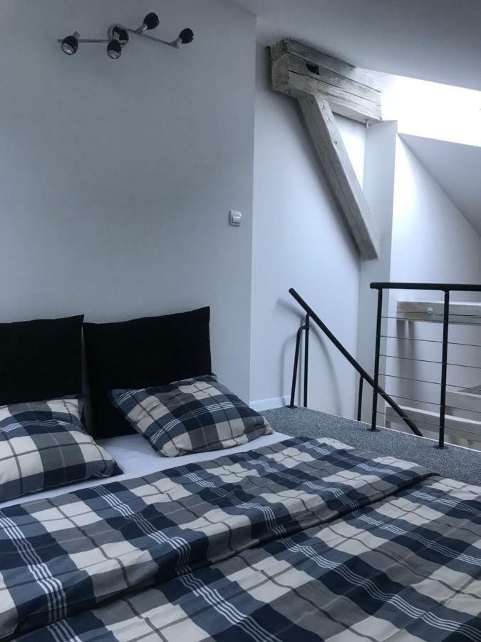 Klimatyczny Apartament Przy Bochenskim Rynku. บอชเนีย ภายนอก รูปภาพ