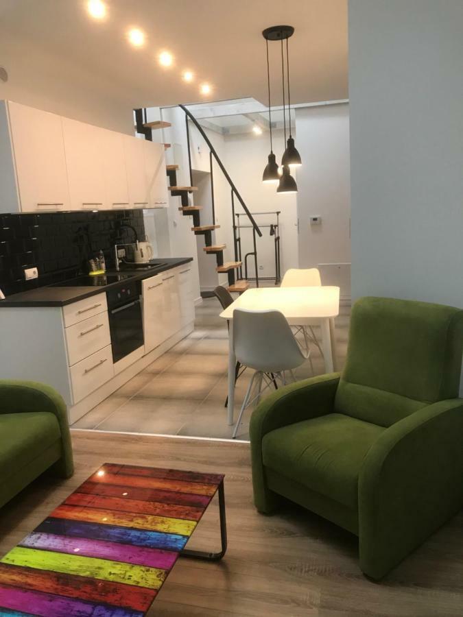 Klimatyczny Apartament Przy Bochenskim Rynku. บอชเนีย ภายนอก รูปภาพ